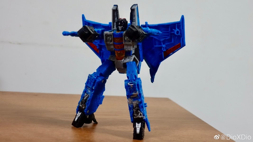Transformers Siege Wave 3 Lots Of In Hand Photos   Thundercracker, Red Alert, Smashdown, Refraktor And More 21 (21 of 42)